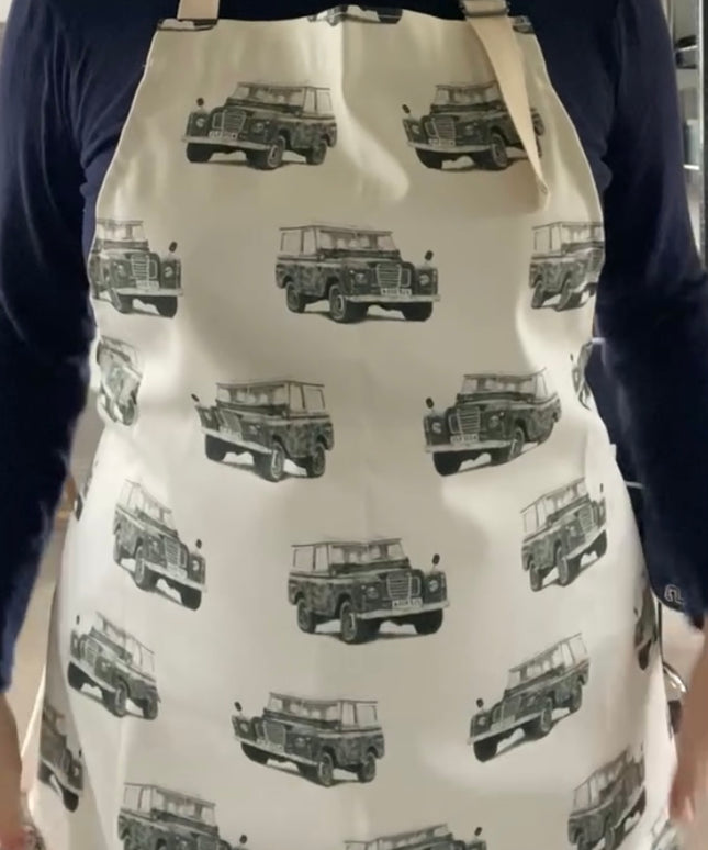 Land Rover Apron